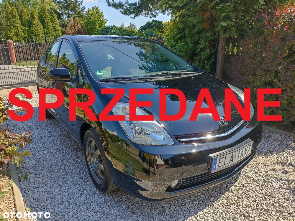 Toyota Prius (Hybrid) Executive - 1