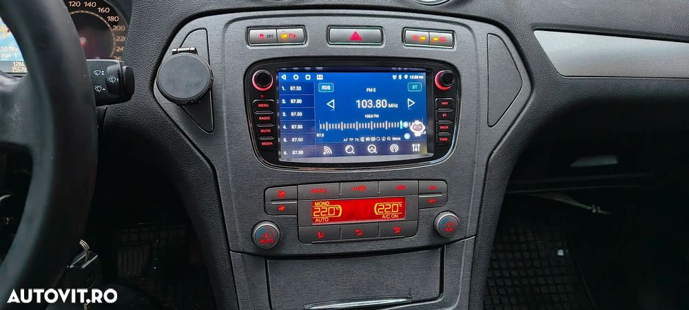 Ford Mondeo 2.0 TDCI Titanium - 8
