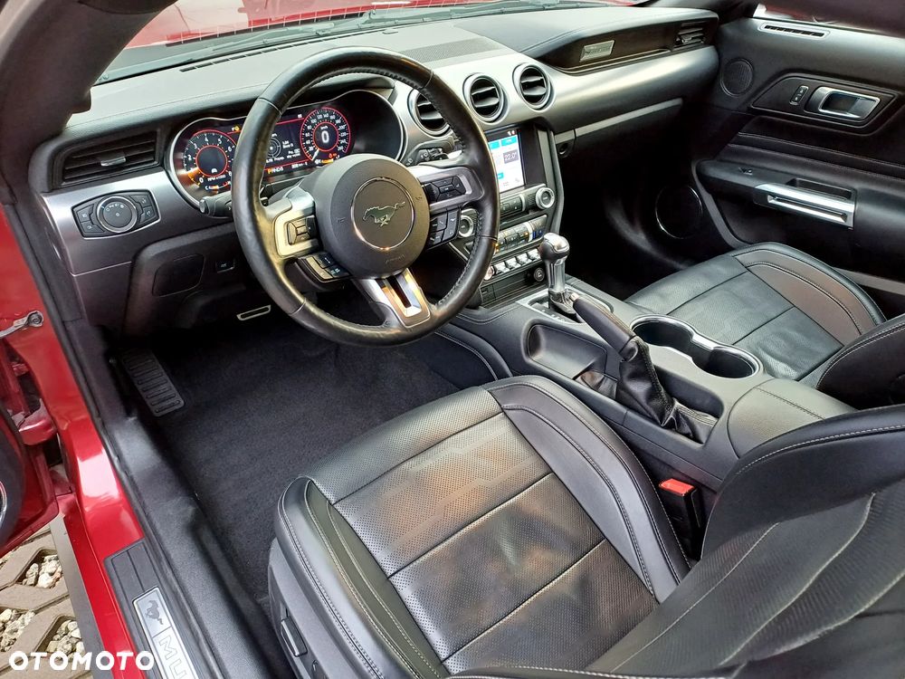 Ford Mustang 5.0 V8 GT - 8