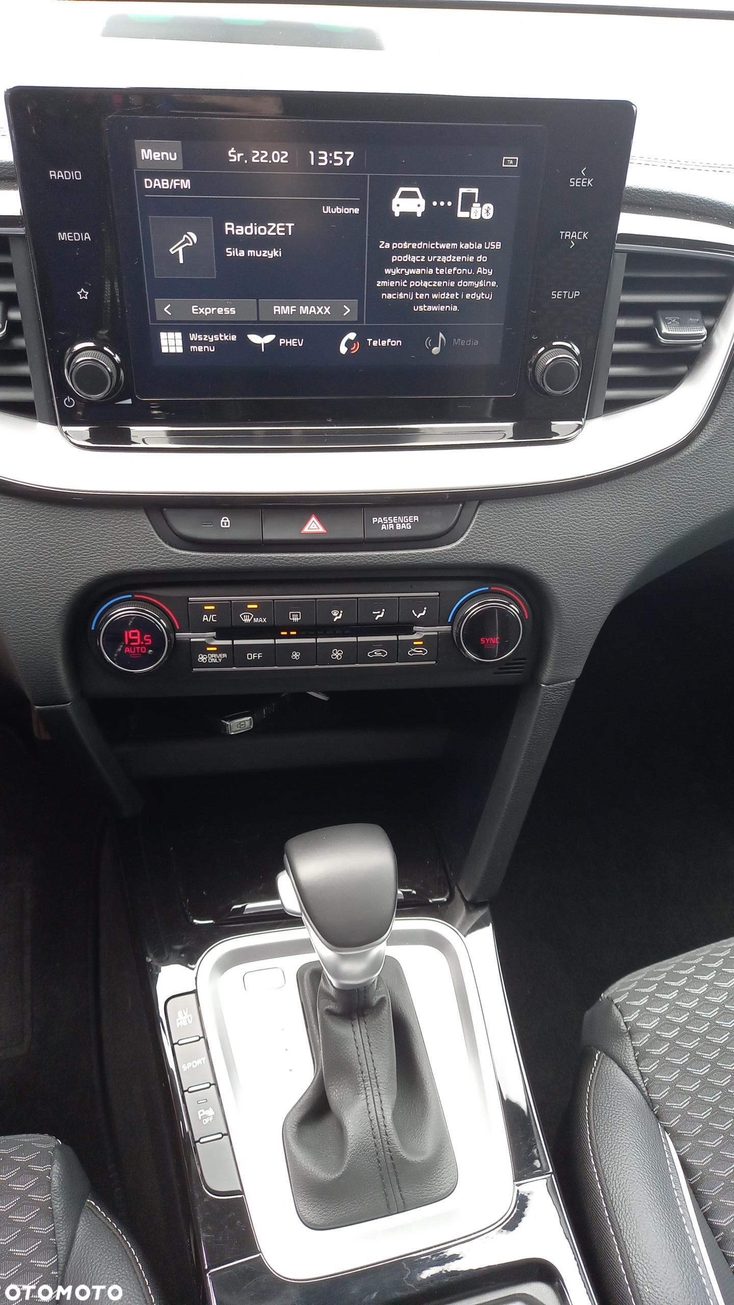 Kia XCeed 1.6 GDI PHEV L DCT - 14