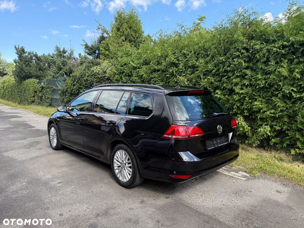 Volkswagen Golf 1.6 TDI BlueMotion Technology Cup - 4