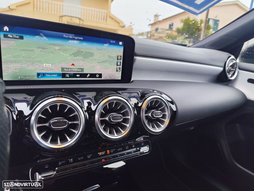 Mercedes-Benz CLA 250 e Shooting Brake AMG Line - 26