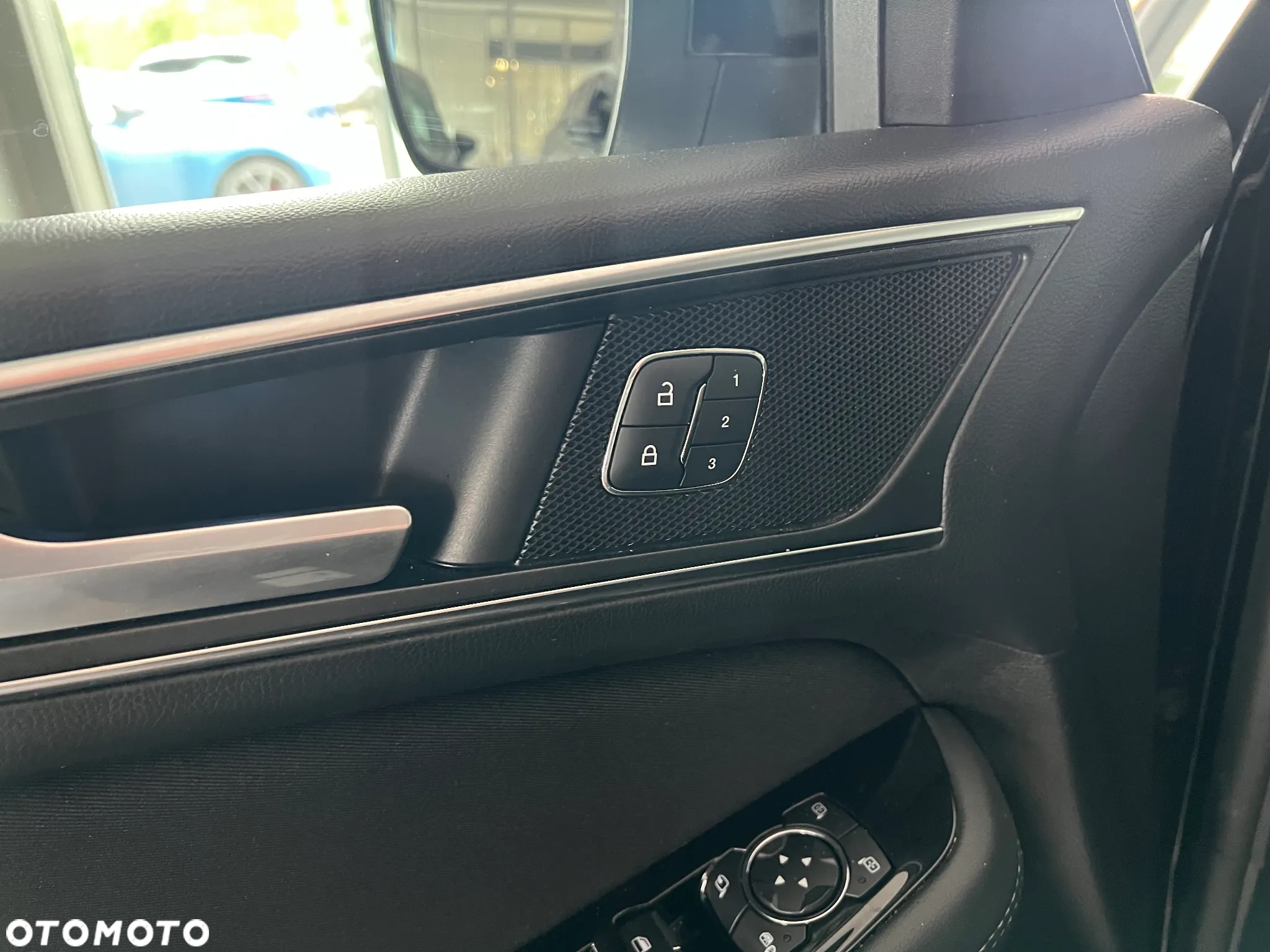 Ford S-Max 2.0 EcoBlue Titanium - 20