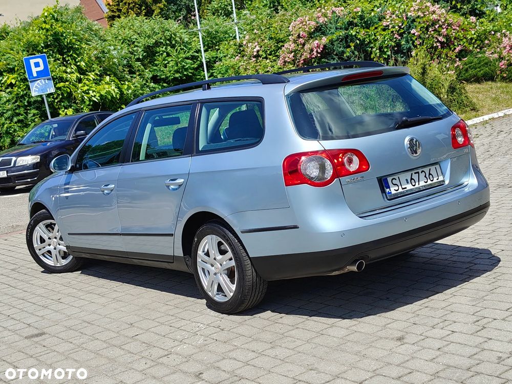 Volkswagen Passat 1.6 Comfortline - 6