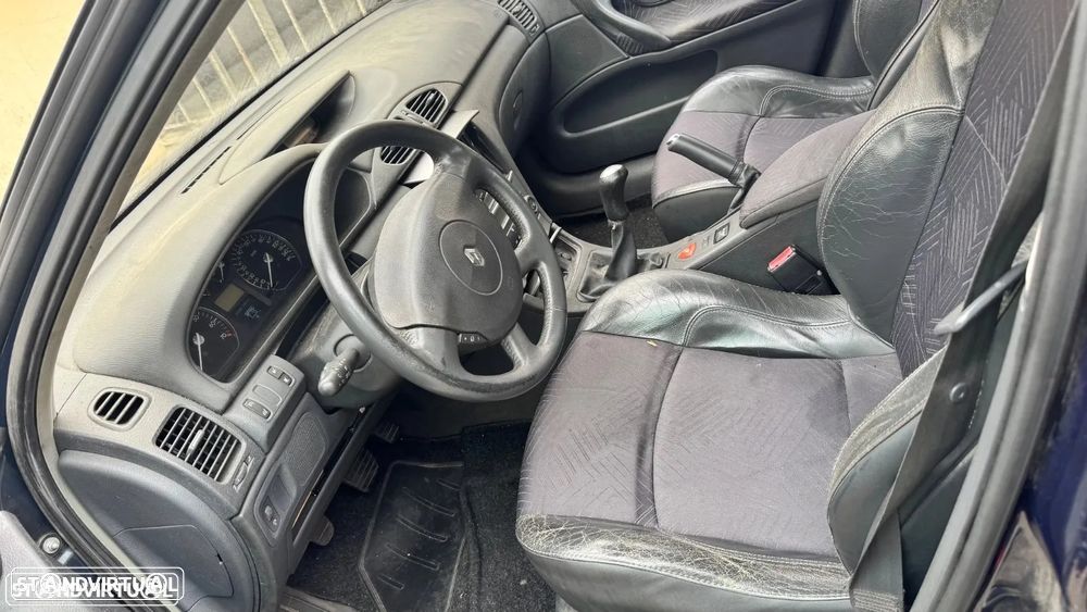 Renault Laguna 1.6 Privilège - 3