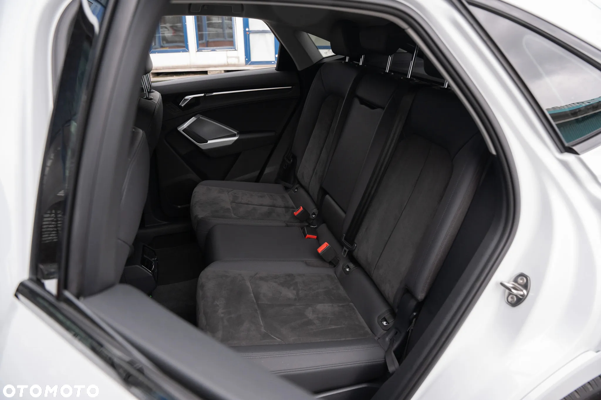 Audi Q3 Sportback 35 TDI ack S tronic - 30