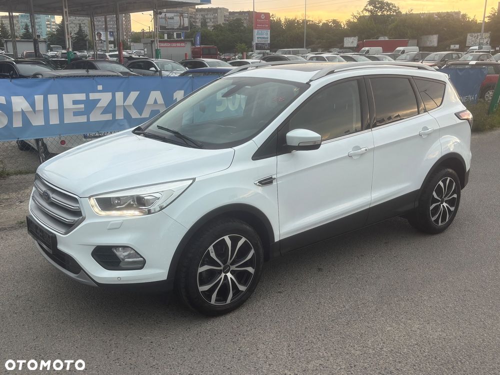 Ford Kuga 1.5 EcoBoost 2x4 Cool & Connect - 1