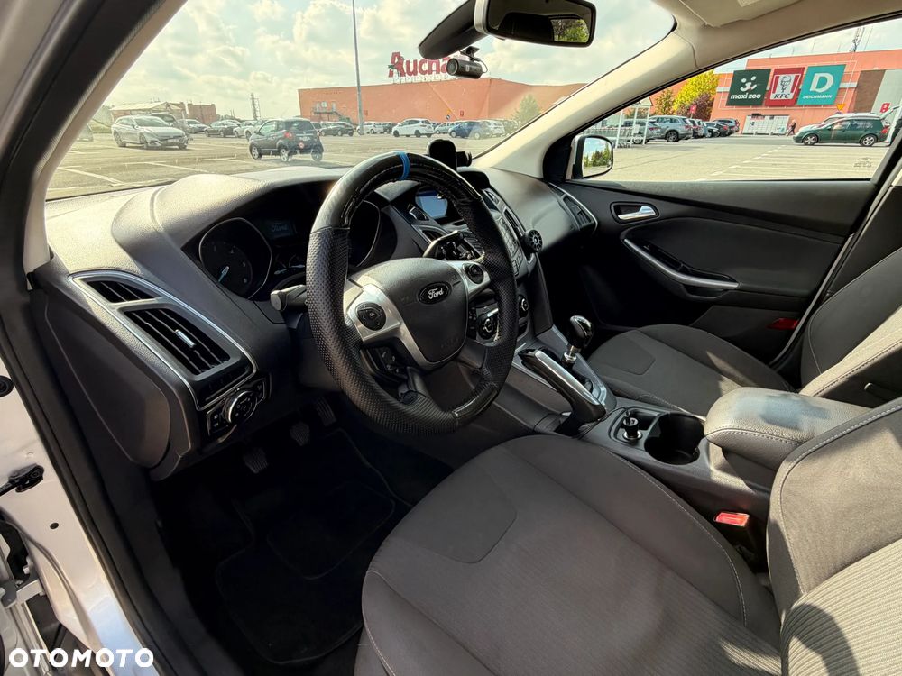 Ford Focus 1.6 TDCi Titanium - 9