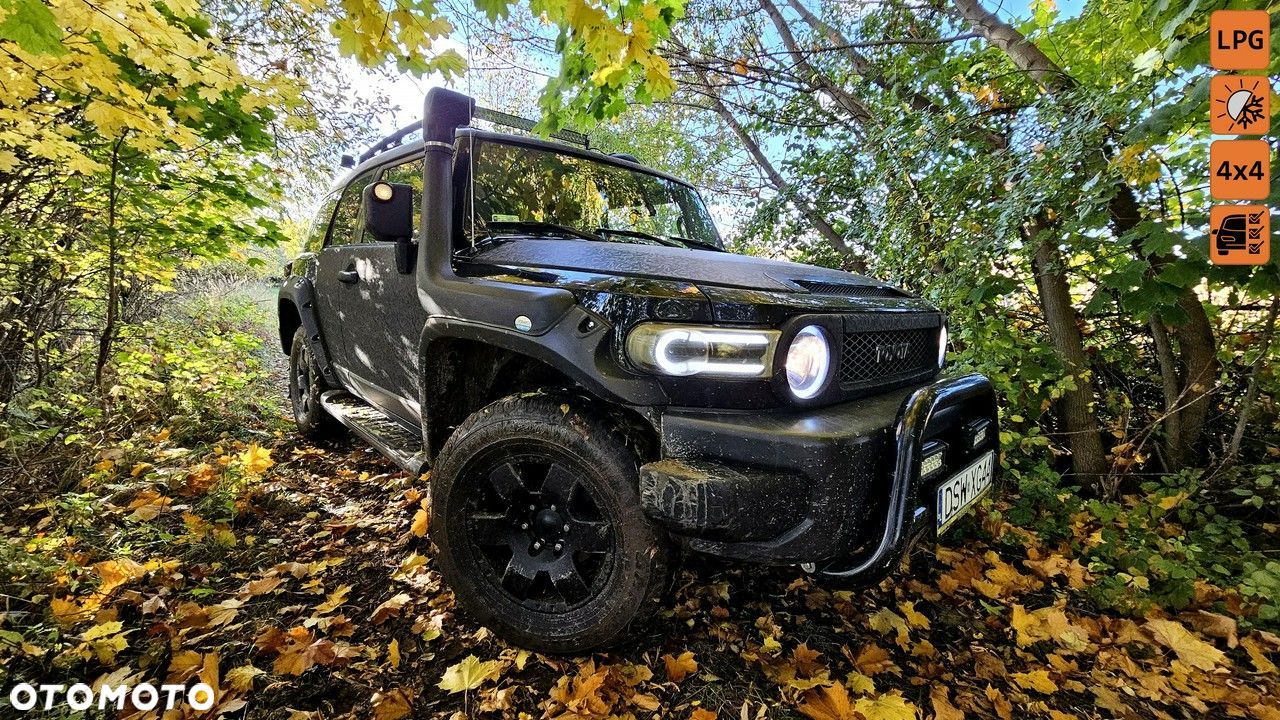 Toyota FJ - 1
