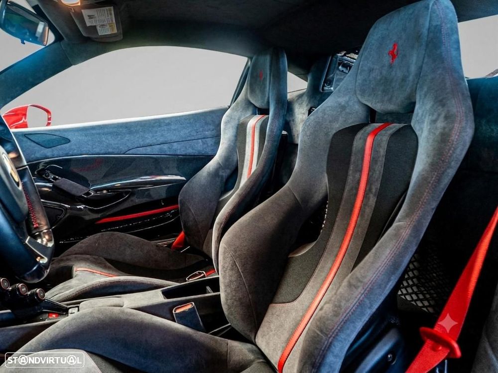 Ferrari 488 Pista - 16