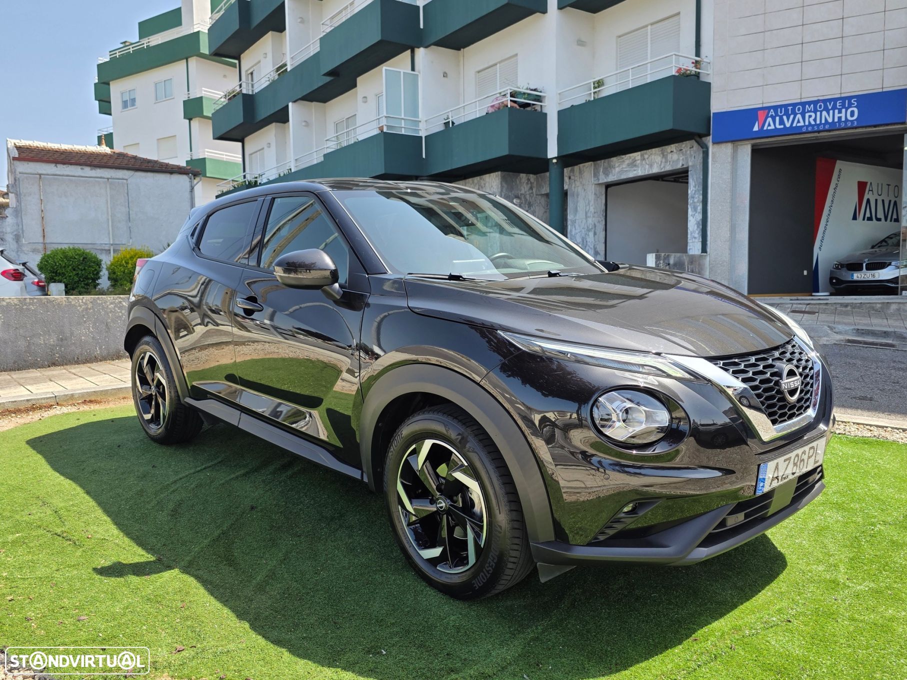 Nissan Juke 1.0 DIG-T N-Connecta NAV. - 1