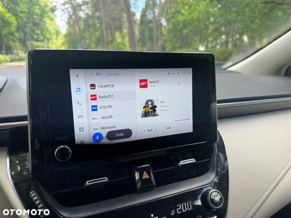 Toyota Corolla 1.8 Hybrid Comfort - 22