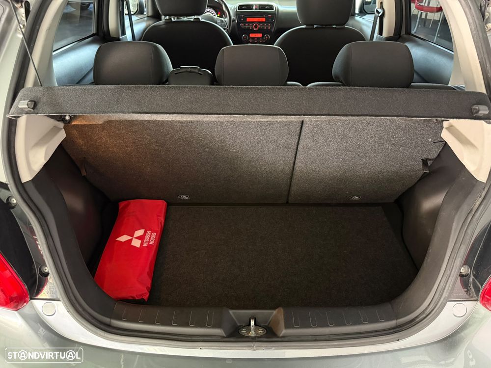 Mitsubishi Space Star 1.2 Intense - 13