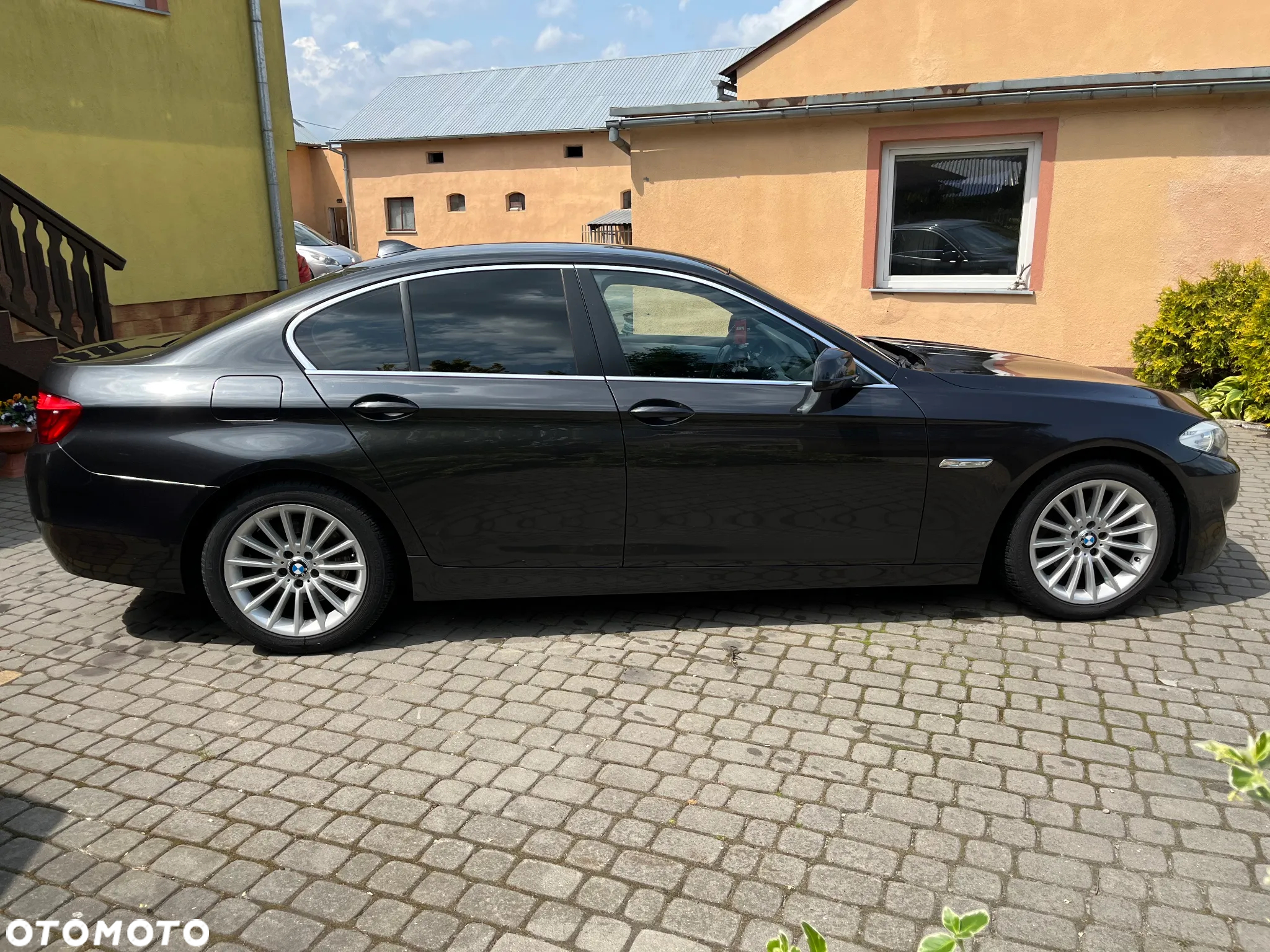 BMW Seria 5 520d Efficient Dynamics - 4