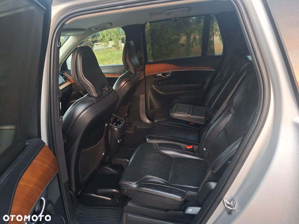 Volvo XC 90 - 26