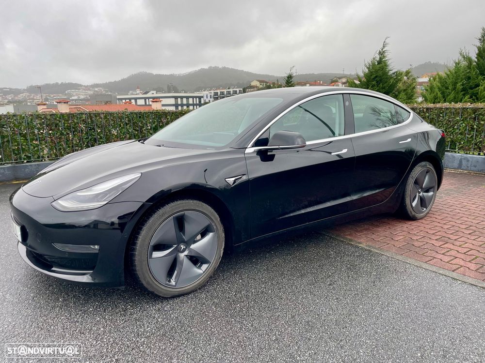 Tesla Model 3 Long Range AWD Dual Motor Performance - 4