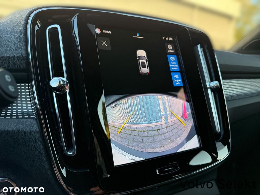 Volvo XC 40 - 23