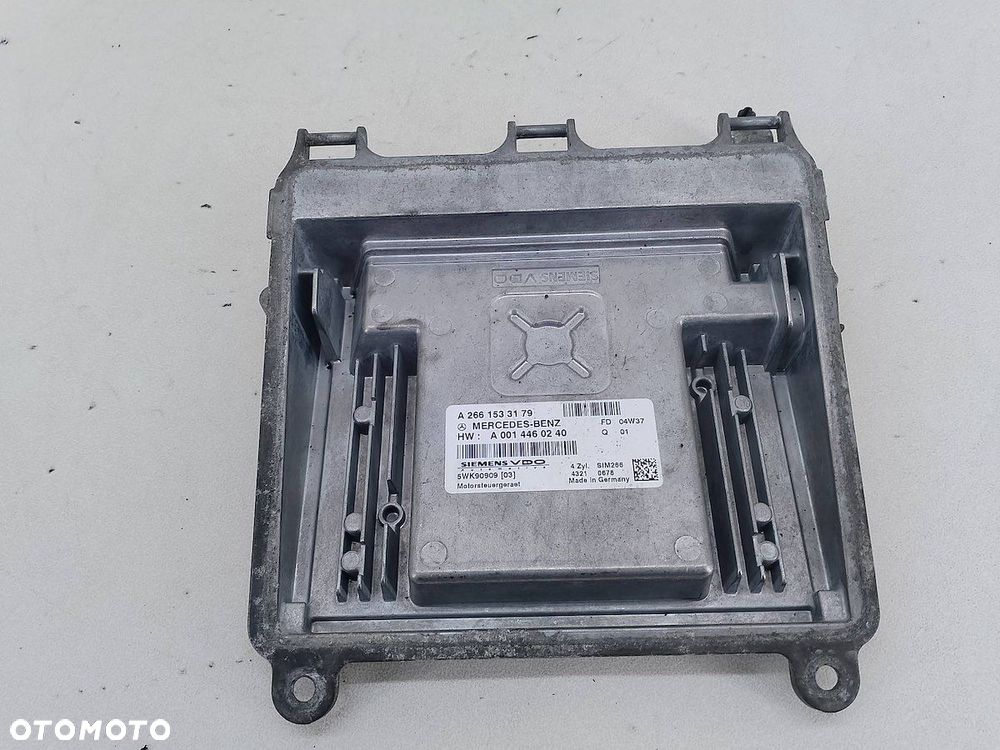 KOMPUTER, STEROWNIK MERCEDES-BENZ W169 A2661533179  A0014460240 1.7 8V - 1