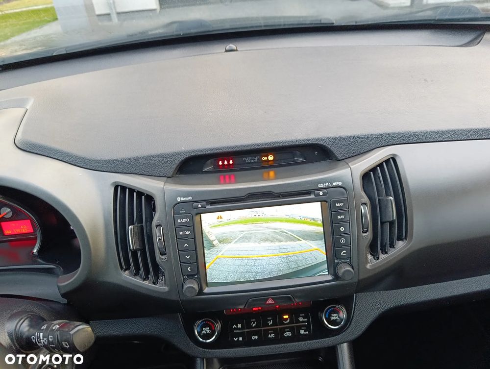 Kia Sportage 2,0 CRDI AWD Dream-Team Edition - 10