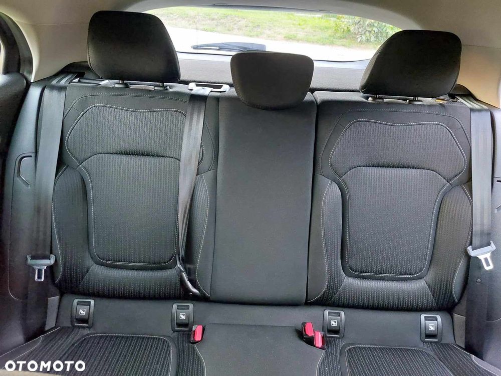 Renault Megane 1.5 Blue dCi Intens - 14