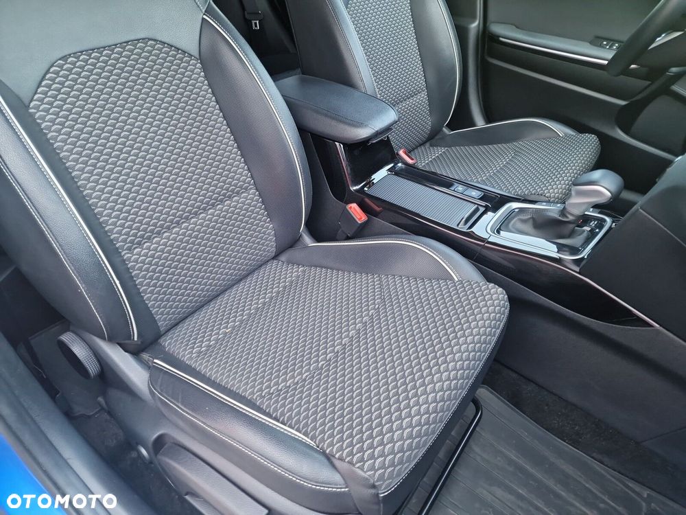 Kia XCeed 1.5 T-GDI Business Line DCT - 16
