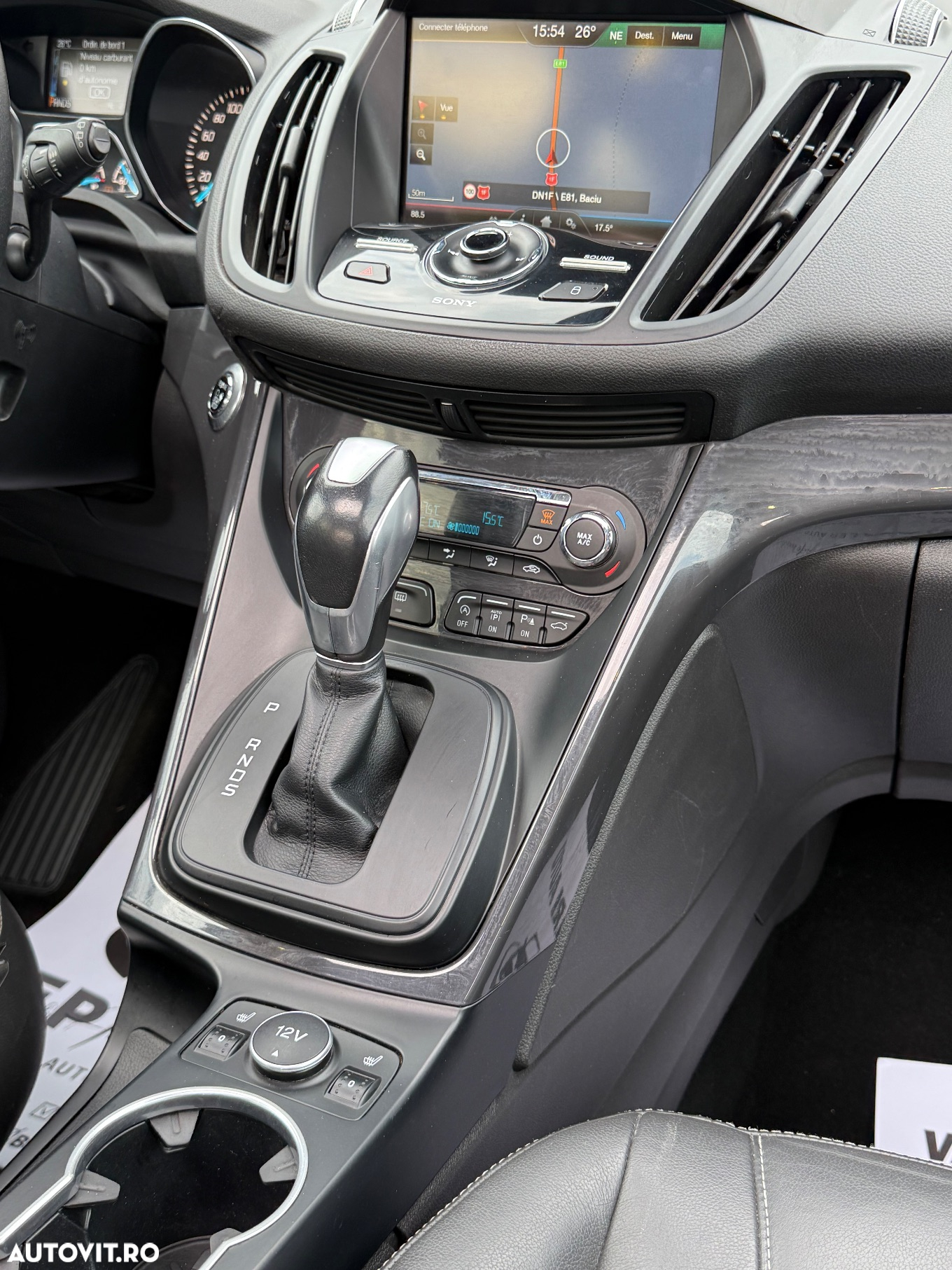 Ford Kuga 2.0 TDCi 4WD Powershift Titanium - 25