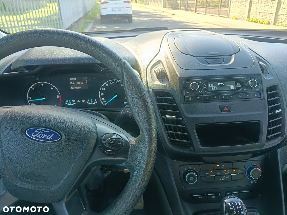 Ford connect - 8