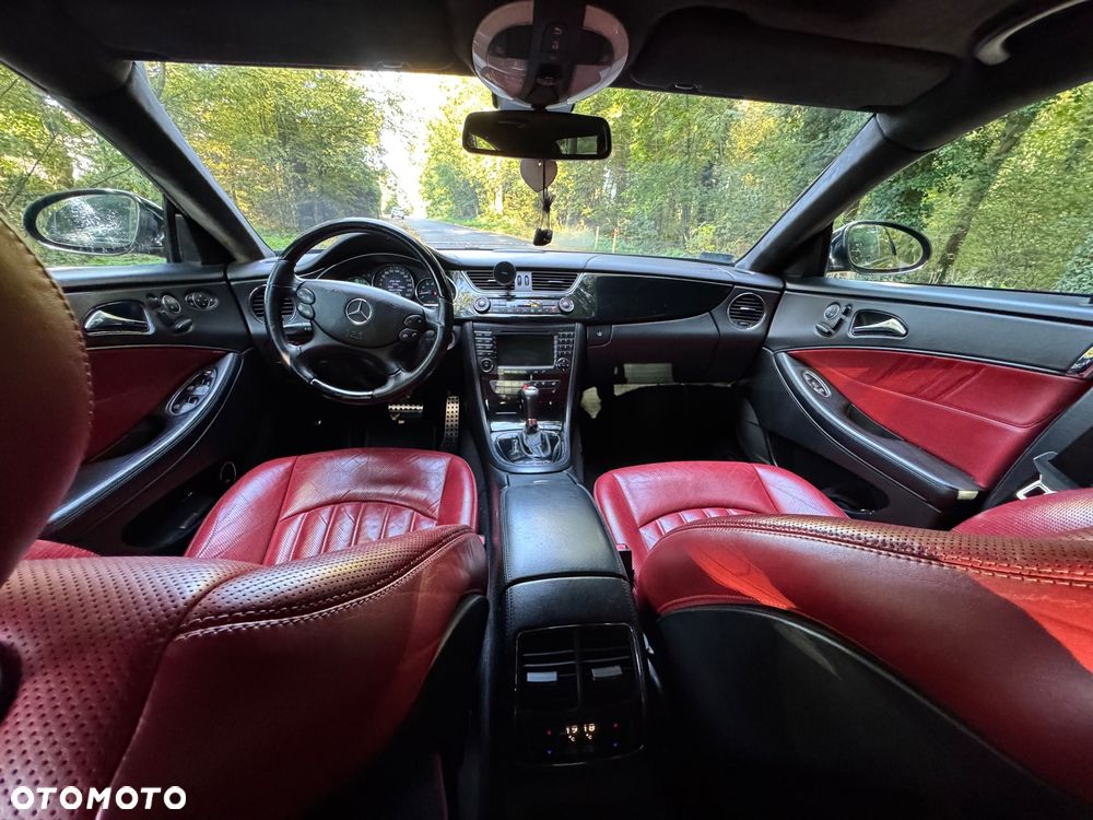 Mercedes-Benz CLS - 10