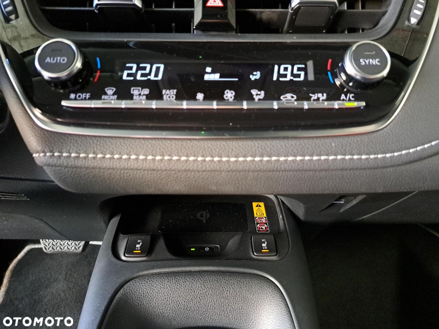 Toyota Corolla 1.8 Hybrid Comfort - 26