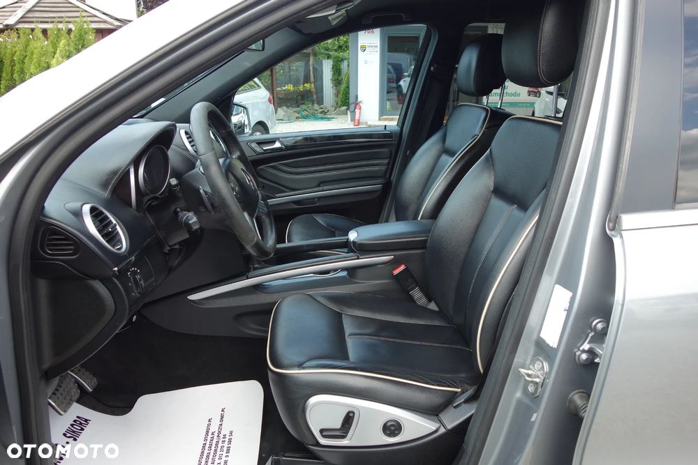 Mercedes-Benz ML - 22