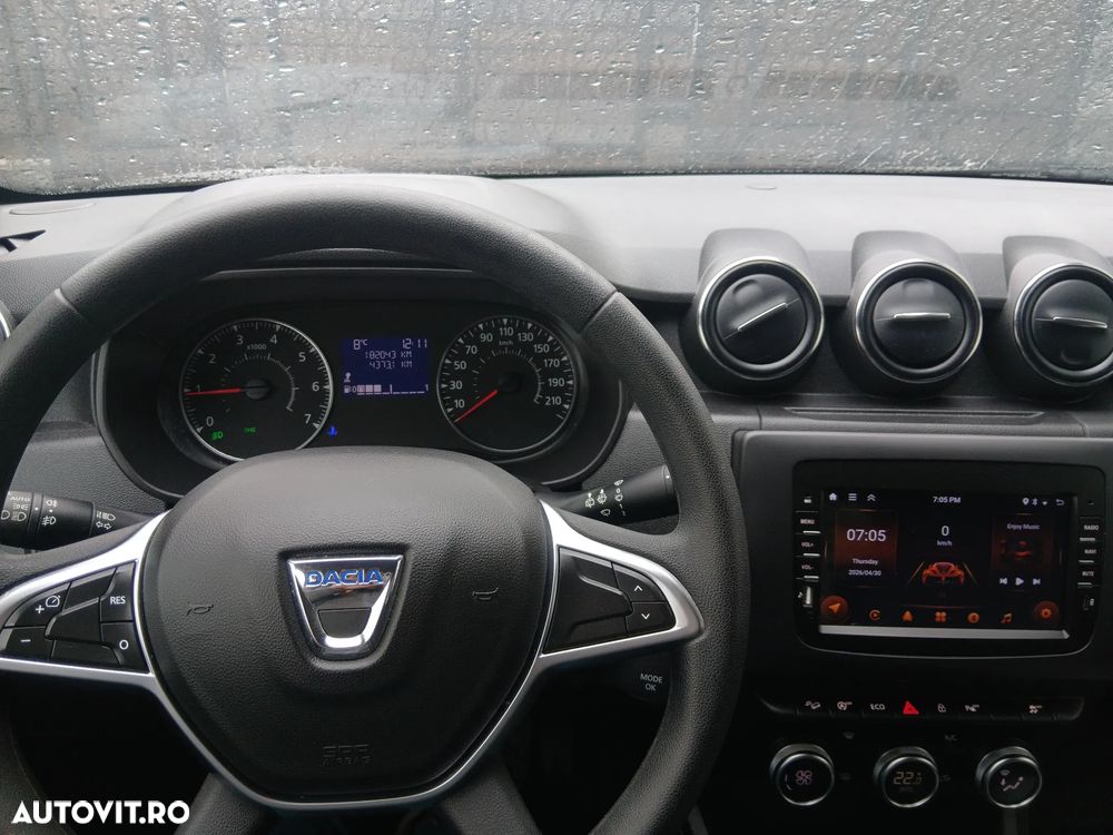 Dacia Duster 1.5 dCi 4x4 Prestige - 8