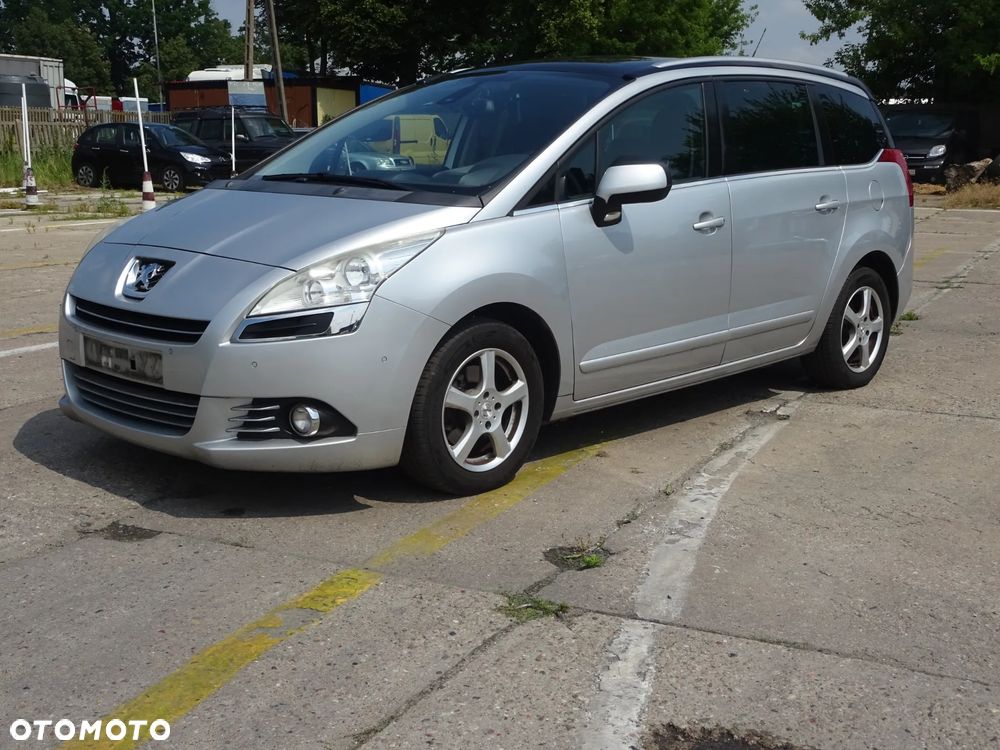 Peugeot 5008 - 1