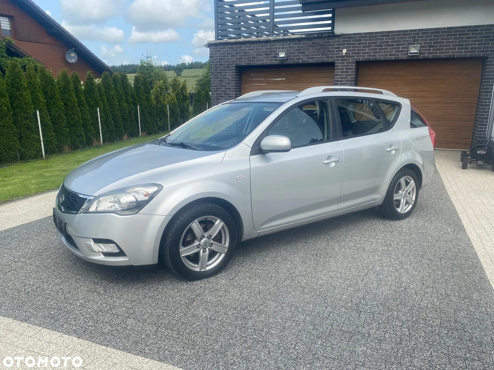 Kia Ceed - 13
