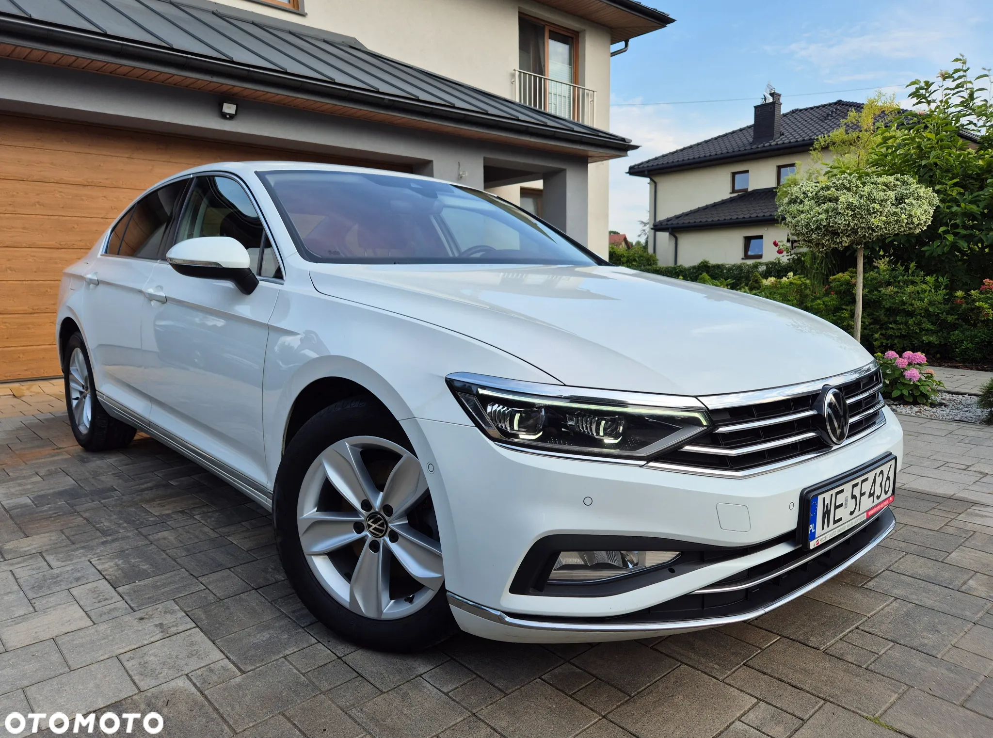 Volkswagen Passat 2.0 TDI 4Mot Elegance DSG - 1