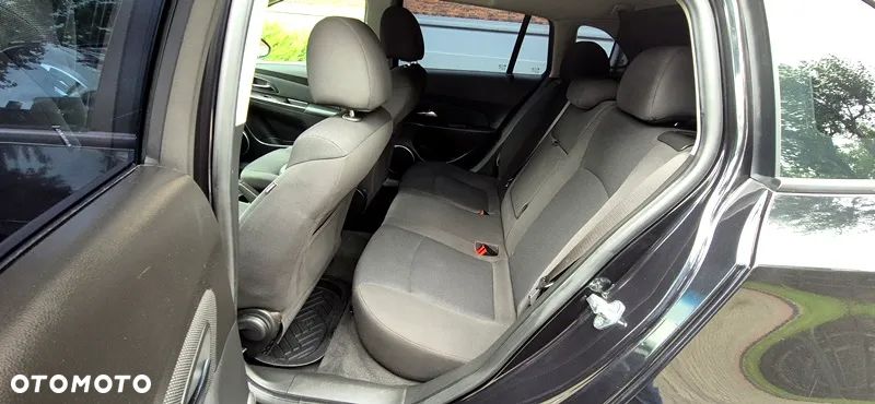 Chevrolet Cruze 1.8 LTZ+ - 35