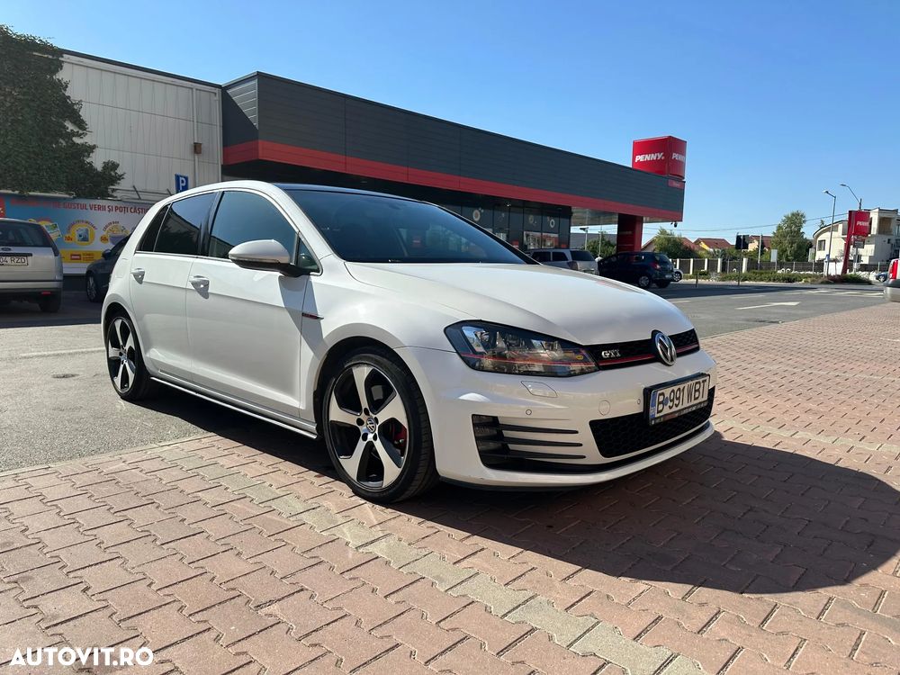 Volkswagen Golf 2.0 TSI BMT DSG GTI - 1