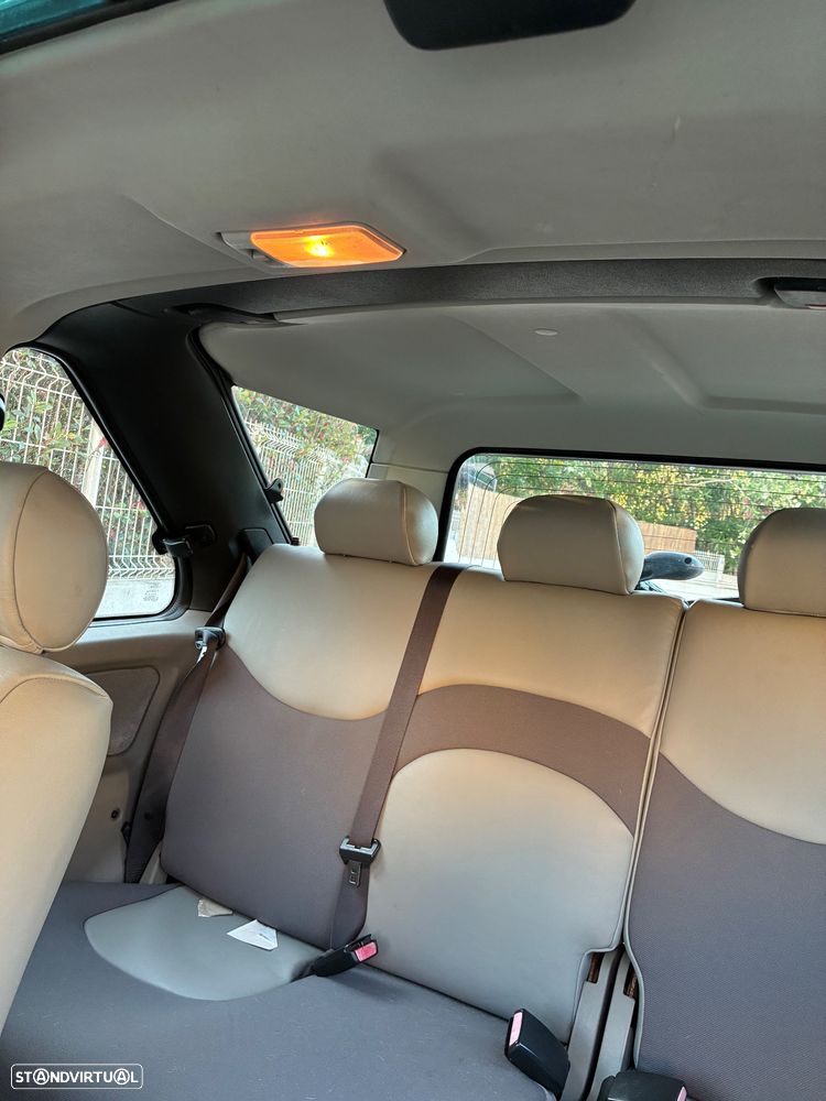 Land Rover Freelander 2.0 di - 9