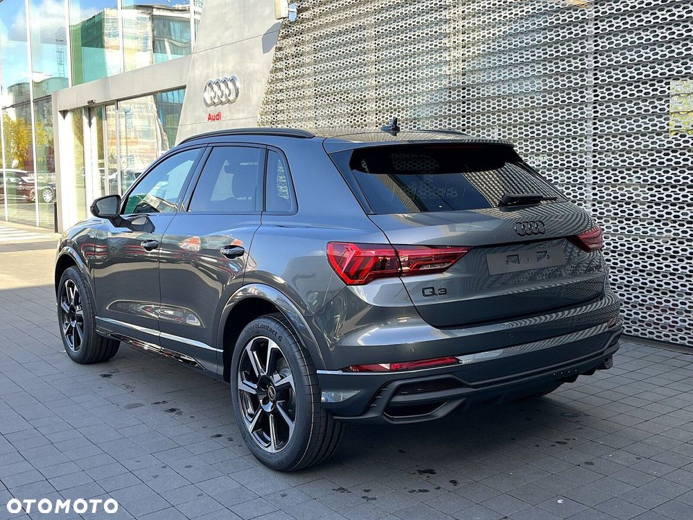 Audi Q3 - 4