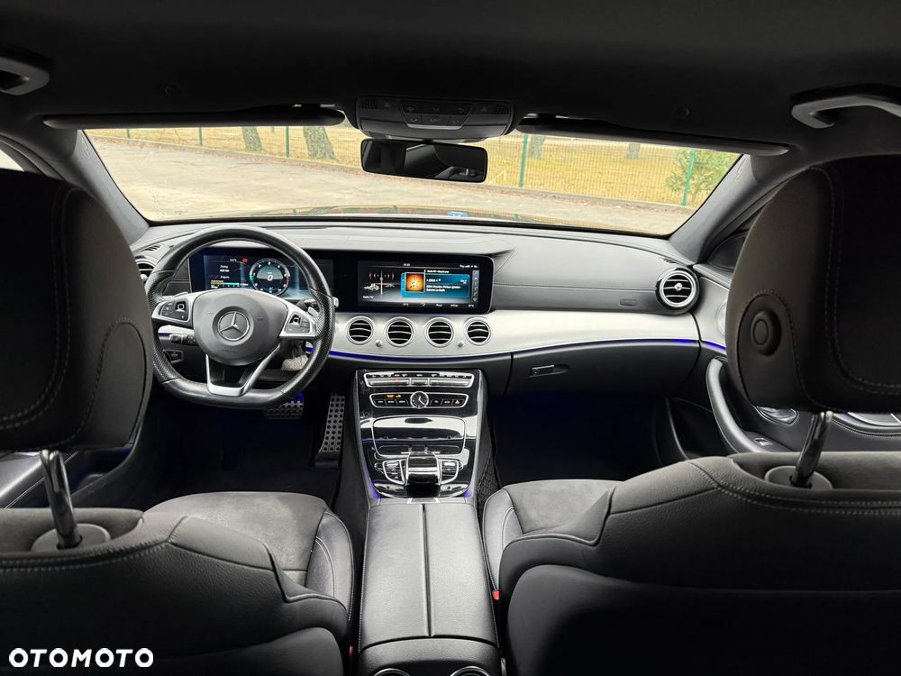 Mercedes-Benz Klasa E 220 d 9G-TRONIC - 12