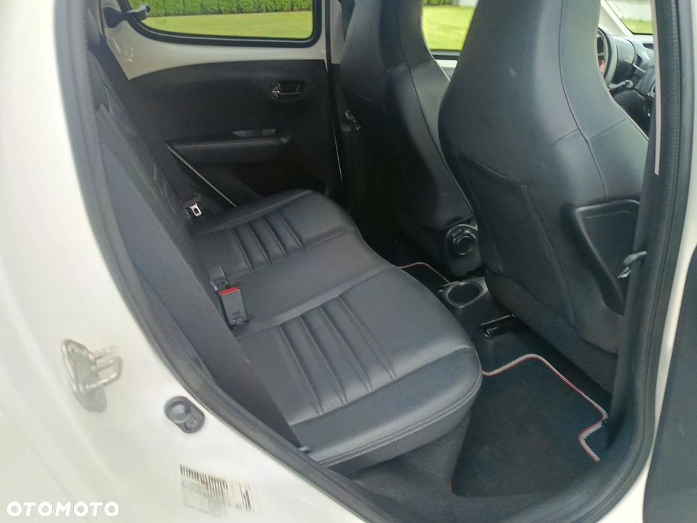Peugeot 108 - 25