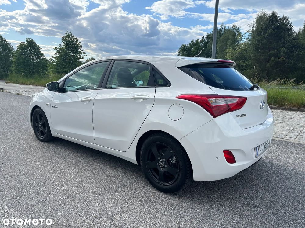 Hyundai i30 blue 1.6 CRDi Passion - 9