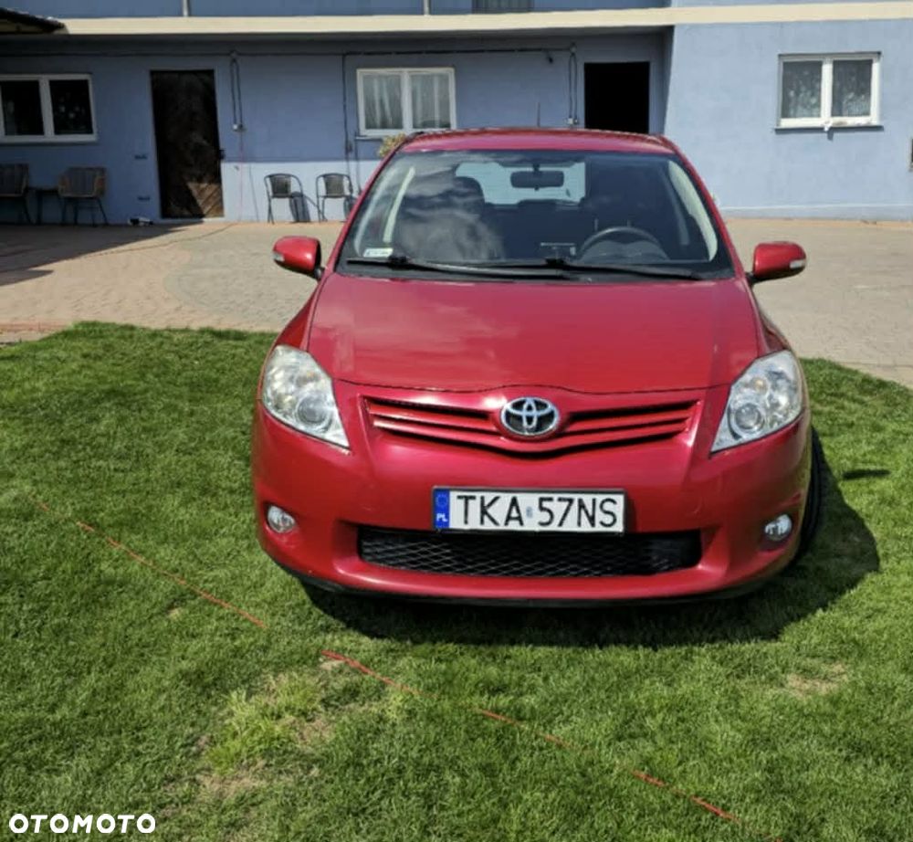 Toyota Auris 1.6 Premium - 2
