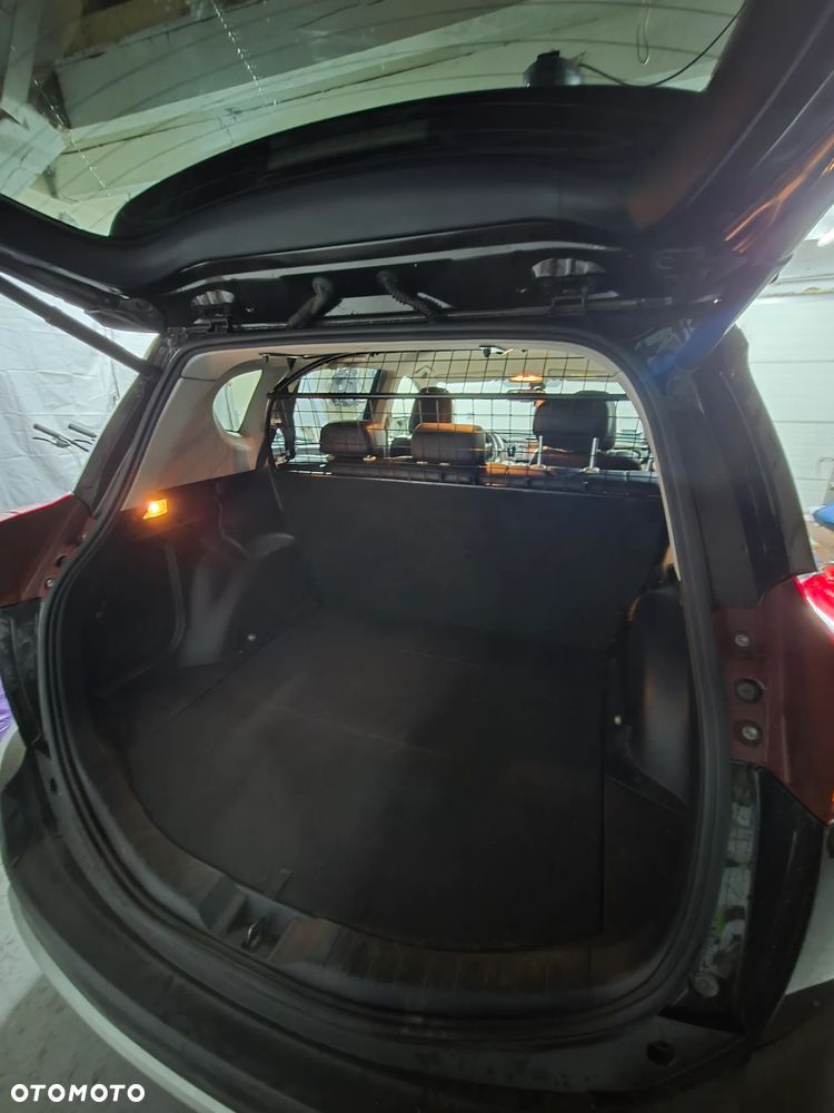 Toyota RAV4 2.0 D-4D Active - 8