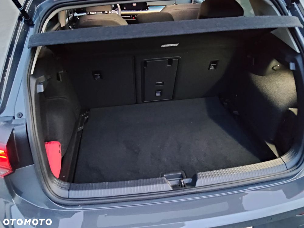 Volkswagen Golf - 11