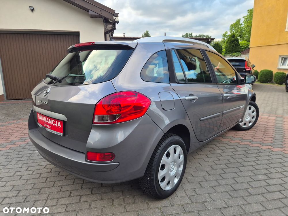 Renault Clio 1.2 16V 75 TomTom Edition - 7