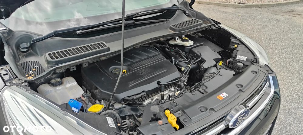Ford Kuga 1.5 EcoBoost 2x4 Trend - 27