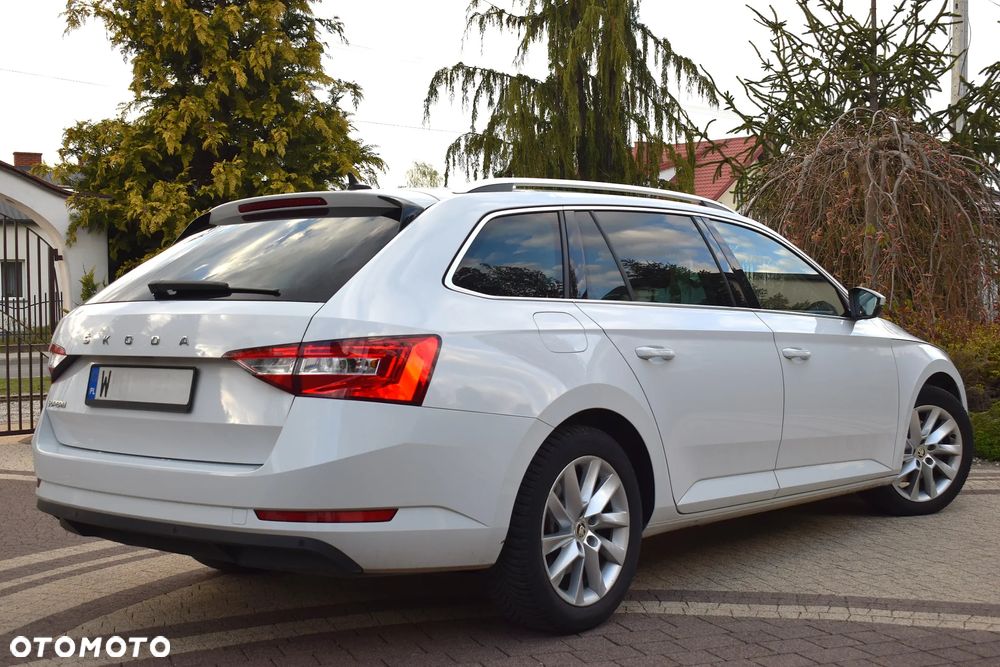 Skoda Superb 2.0 TDI SCR Style - 21
