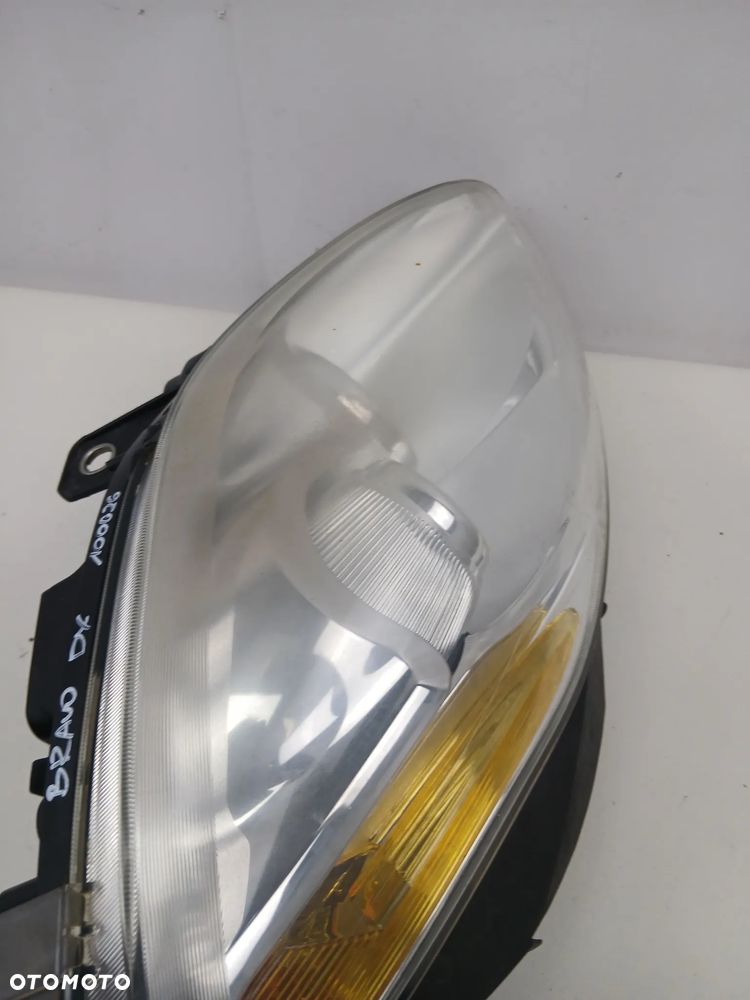 Reflektor przód przedni prawy lampa prawa Fiat Bravo II - 4