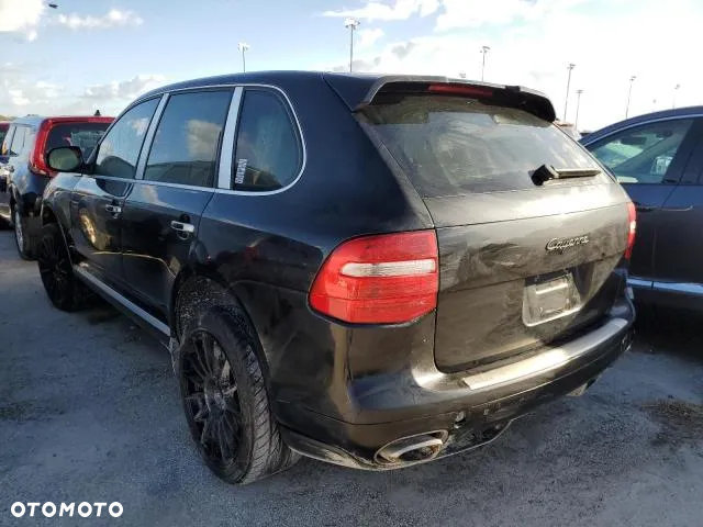 PORSCHE CAYENNE 2008 Karoseria Części - 4