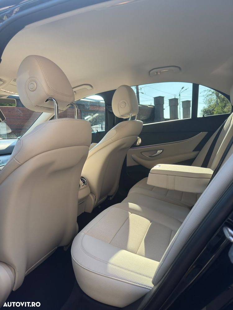 Mercedes-Benz E 220 d Aut. - 11